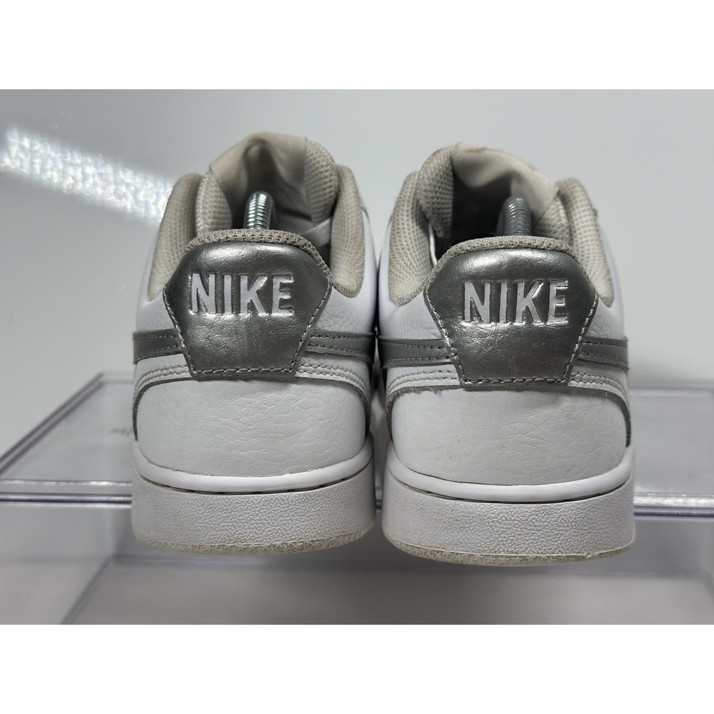 Nike Court Vision Low Top Women's Size 7.5 White Metallic Silver CD5434-111 - Picture 3 of 7